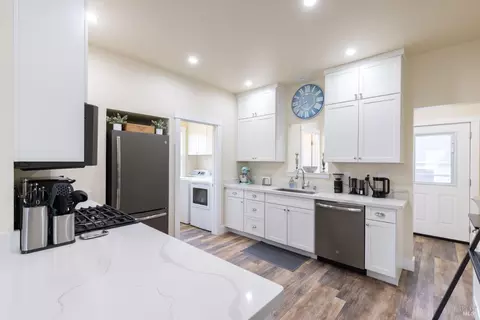 2295 Adrian St, Napa, CA 94558 photo 23