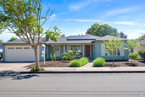 2042 Terrace Way, Santa Rosa, CA 95404