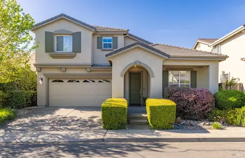 40 Blackberry Dr, Napa, CA 94558