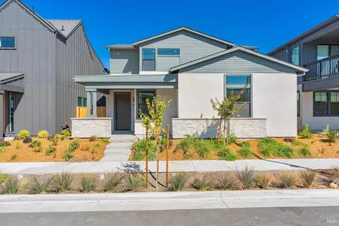 1212 Waldorf Ln, Rohnert Park, CA 94928