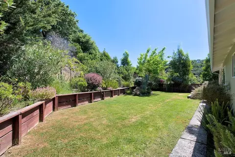 12 Alderwood Way, San Rafael, CA 94901