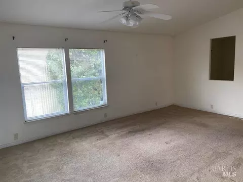 1002 Maple Dr, Windsor, CA 95492 photo 7