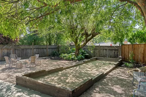 956 Madrone Rd, Sonoma, CA 95476 photo 26