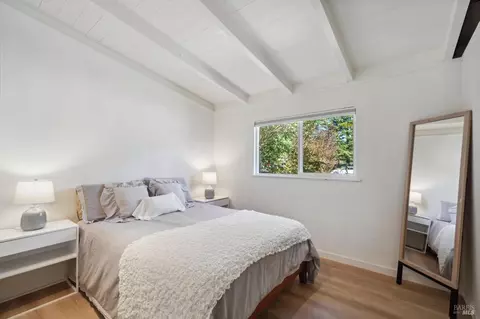 956 Madrone Rd, Sonoma, CA 95476 photo 21