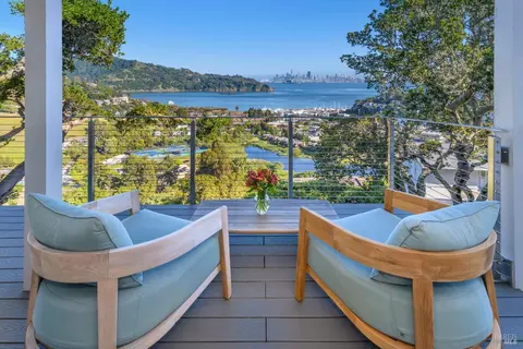 25 Corinthian Ct #24, Tiburon, CA 94920