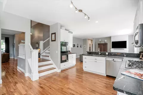 9552 Ashley Dr, Windsor, CA 95492 photo 9