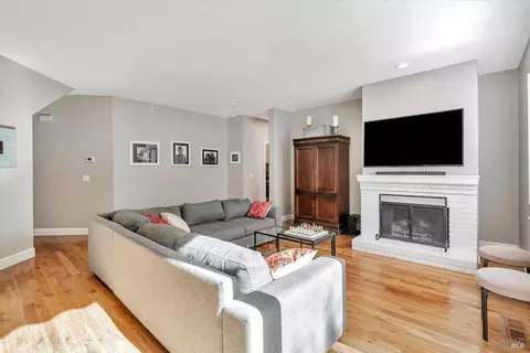 9552 Ashley Dr, Windsor, CA 95492 photo 11