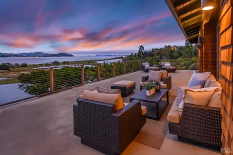 315 E Strawberry Dr, Mill Valley, CA 94941 photo 3