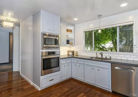 315 E Strawberry Dr, Mill Valley, CA 94941 photo 13