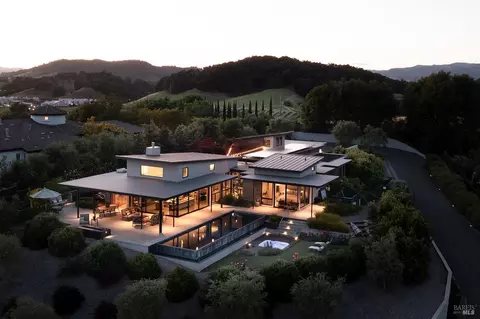 383 Bridle Path, Healdsburg, CA 95448
