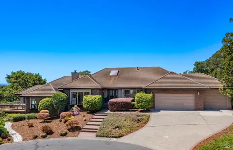 14 Spyglass Ct, Napa, CA 94558