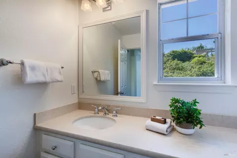 75 Windsor Ln, Petaluma, CA 94952 photo 18