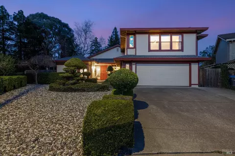 6182 San Ramon Pl, Rohnert Park, CA 94928