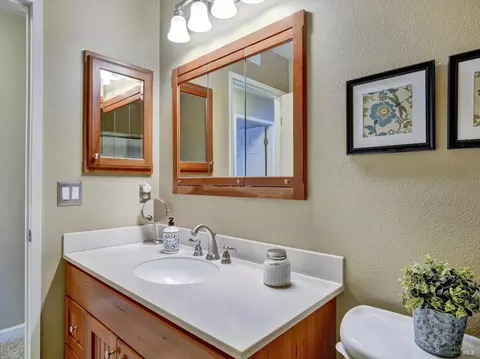 266 Edwin Dr, Vacaville, CA 95687 photo 14