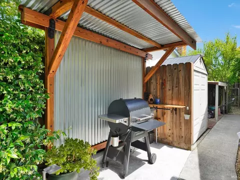 266 Edwin Dr, Vacaville, CA 95687 photo 30