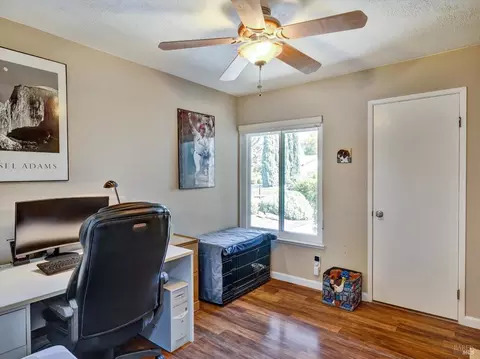 266 Edwin Dr, Vacaville, CA 95687 photo 8