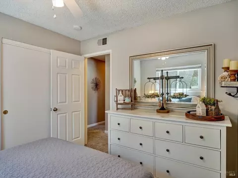 266 Edwin Dr, Vacaville, CA 95687 photo 10
