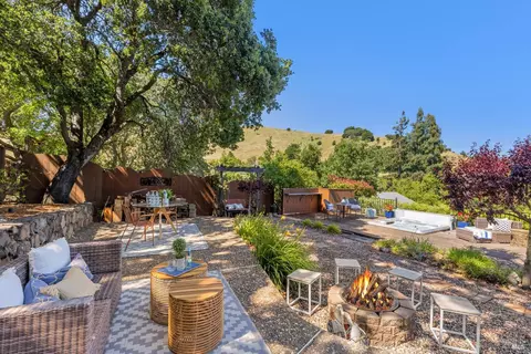 31 Villa Vista Ct, Novato, CA 94947