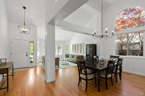 308 La Quinta Dr, Windsor, CA 95492 photo 7