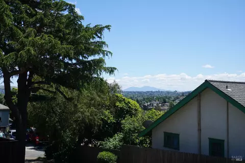 227 Carter St, Vallejo, CA 94590 photo 3