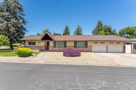 1020 Maple Ave, Ukiah, CA 95482