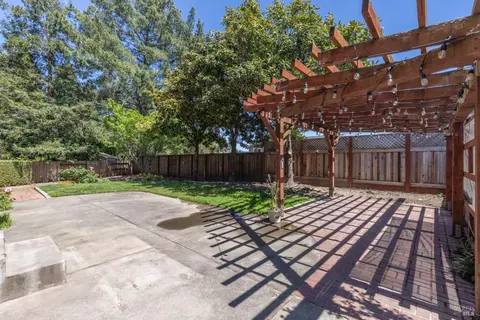 8270 Honor Pl, Cotati, CA 94931 photo 42