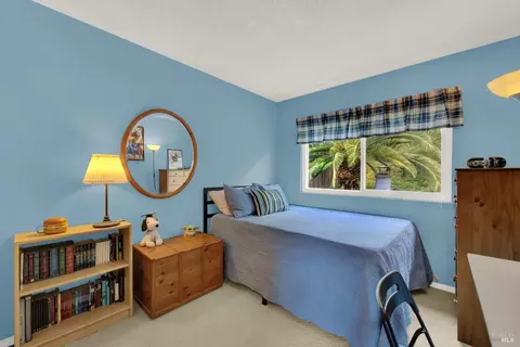 124 Toledo St, Vallejo, CA 94591 photo 40