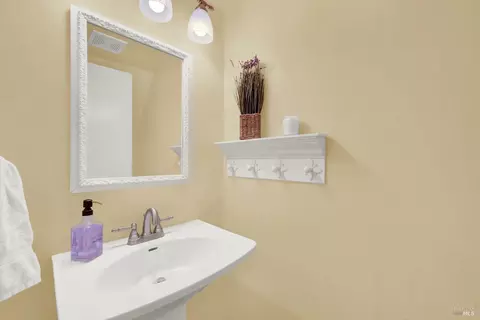 124 Toledo St, Vallejo, CA 94591 photo 35