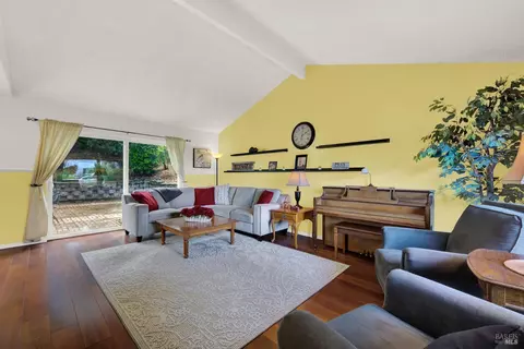 124 Toledo St, Vallejo, CA 94591 photo 24