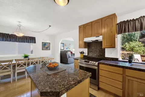124 Toledo St, Vallejo, CA 94591 photo 13