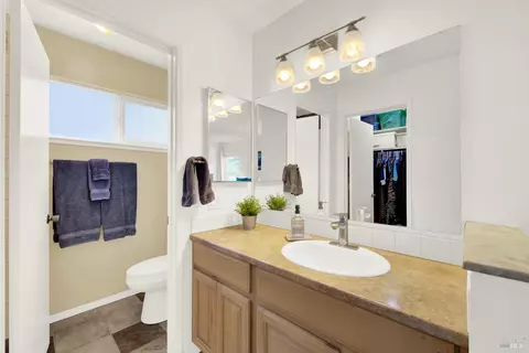 124 Toledo St, Vallejo, CA 94591 photo 47