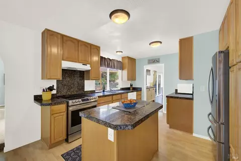 124 Toledo St, Vallejo, CA 94591 photo 11