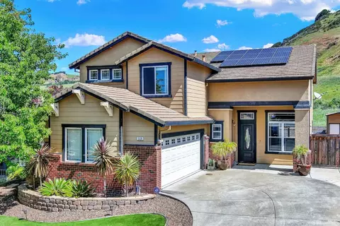 5820 Cabernet Dr, Vallejo, CA 94591