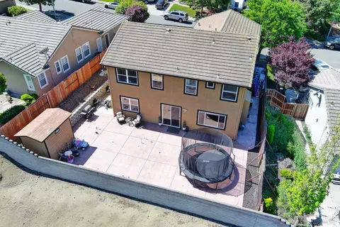 View/Area - 5820 Cabernet Dr, Vallejo, CA 94591 photo 12 of 15