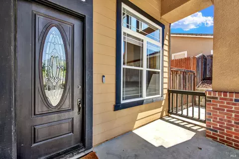 Exterior - 5820 Cabernet Dr, Vallejo, CA 94591 photo 12 of 21