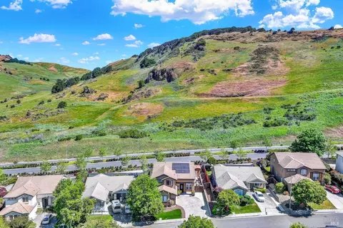 View/Area - 5820 Cabernet Dr, Vallejo, CA 94591 photo 1 of 15