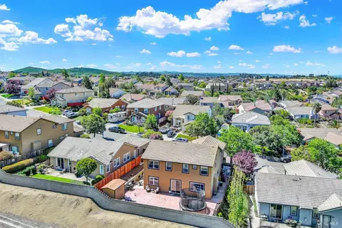 View/Area - 5820 Cabernet Dr, Vallejo, CA 94591 photo 11 of 15