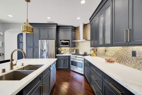 Kitchen - 5820 Cabernet Dr, Vallejo, CA 94591 photo 6 of 13