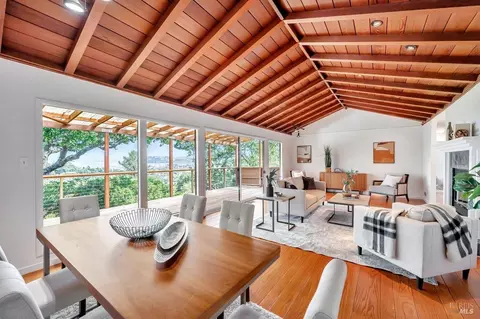 176 Corte Anita, Greenbrae, CA 94904
