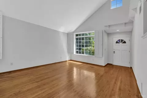 109 Exposition Dr, Vallejo, CA 94589 photo 8