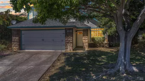 109 Exposition Dr, Vallejo, CA 94589 photo 3