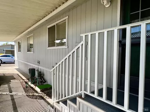 8330 Blue Spruce Way, Windsor, CA 95492 photo 48