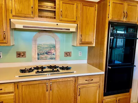 8330 Blue Spruce Way, Windsor, CA 95492 photo 20