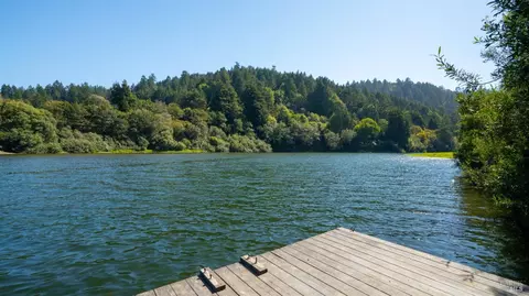 25350 Steelhead Blvd, Duncans Mills, CA 95430