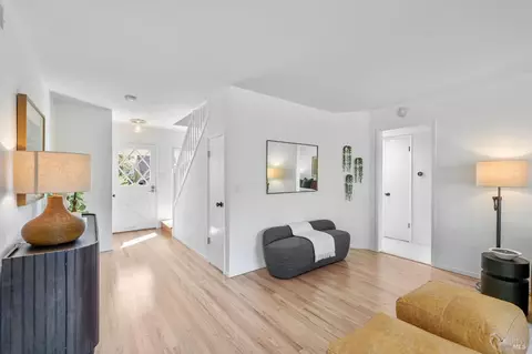 86 Granada Dr, Corte Madera, CA 94925 photo 3