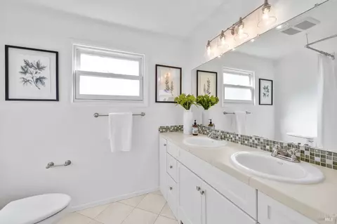 86 Granada Dr, Corte Madera, CA 94925 photo 23