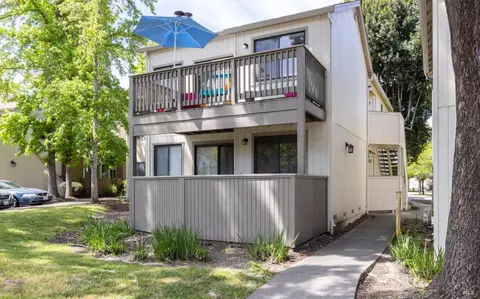 2529 Westberry Dr, Santa Rosa, CA 95403