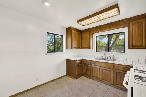 151 E F St, Benicia, CA 94510 photo 13