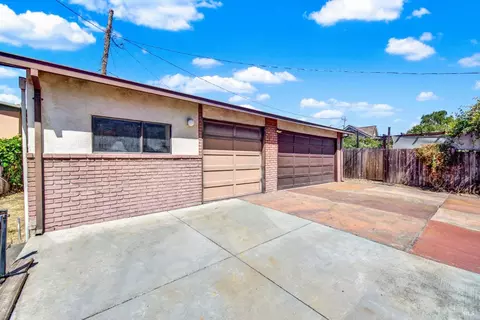 151 E F St, Benicia, CA 94510 photo 48