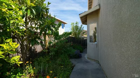 1179 Legend Cir, Vallejo, CA 94591 photo 37